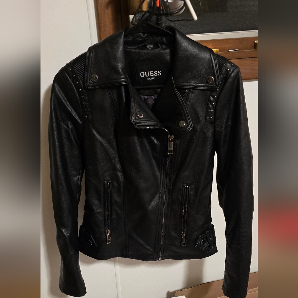 NWOT - Guess jacket